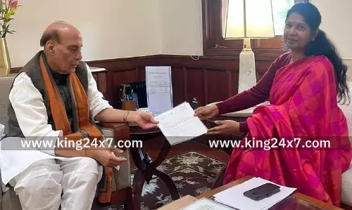 தமிழக மீனவர்களை மீட்க நடவடிக்கை தேவை: மத்திய அமைச்சர் ராஜ்நாத் சிங்கிடம் கனிமொழி எம்.பி கோரிக்கை!!
