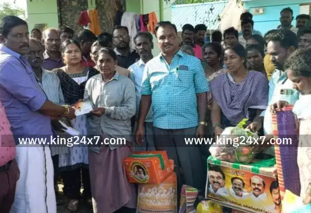 மின்கம்பி உரசியதால் கூரை வீடு எரிந்து சேதம்