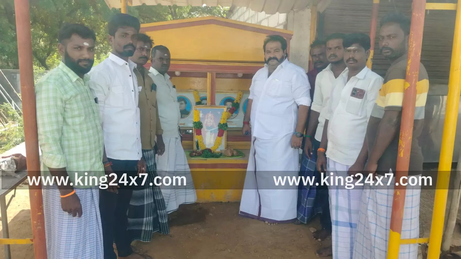 சீவலப்பேரியில் பூலித்தேவருக்கு மரியாதை சீவலப்பேரியில் பூலித்தேவருக்கு மரியாதை