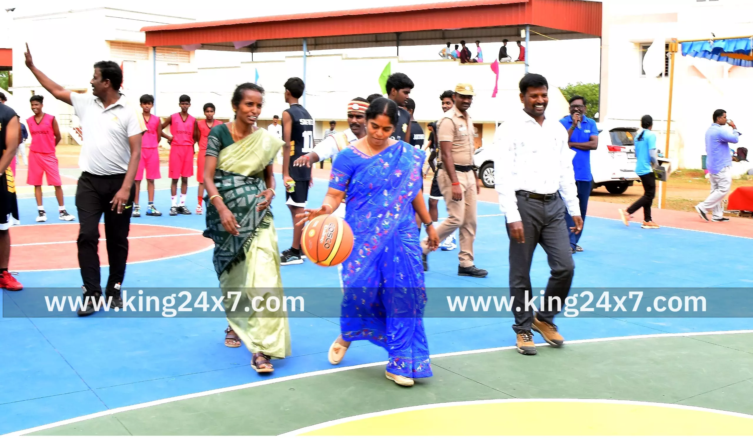 விளையாட்டு வீரர்களுக்கு அதிர்ச்சி கொடுத்த ஆட்சியர்