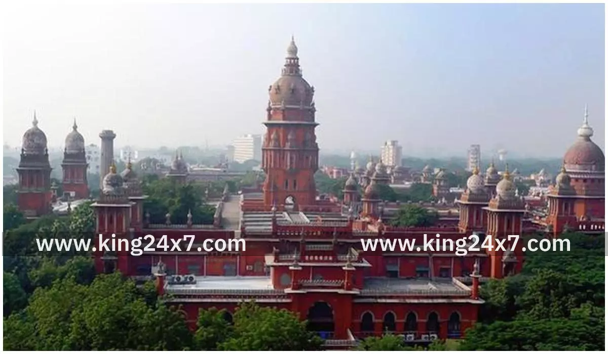 கரூர் வாக்காளர் பட்டியல் விவகாரம்: தேர்தல் ஆணையம் பதில் மனு தாக்கல் செய்ய ஐகோர்ட் உத்தரவு கரூர் வாக்காளர் பட்டியல் விவகாரம்: தேர்தல் ஆணையம் பதில் மனு தாக்கல் செய்ய ஐகோர்ட் உத்தரவு