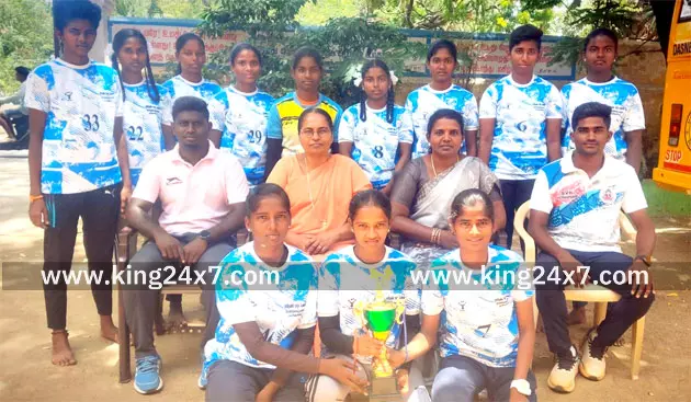 முதலமைச்சர் கோப்பை கபடி போட்டியில் தஸ்நேவிஸ் மாதா பள்ளி மாணவிகள் சாதனை