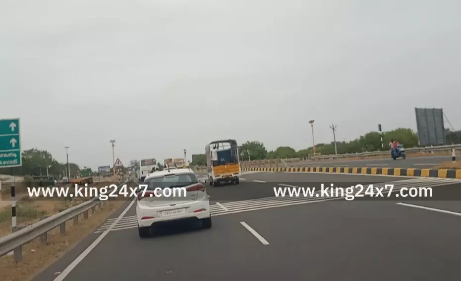 புத்தாம்பூர்-நடந்து சென்ற இளம்பெண் மீது லாரி மோதி சம்பவ இடத்தில் உயிரிழப்பு.