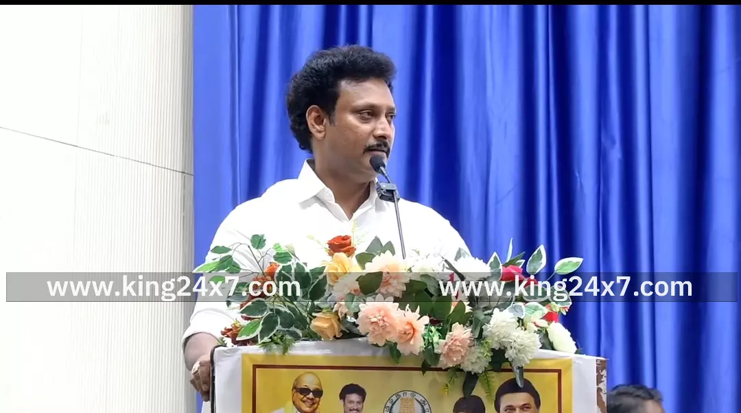 படிப்பறிவு என்பது ஒரு நாட்டினுடைய மிகப்பெரிய ஆயுதம். அந்த வகையில் நம் நாட்டை, சமூகத்தை காக்கக் கூடிய ராணுவ வீரர்கள் ஆசிரியர்களாகிய நீங்கள்தான்- பள்ளிக்கல்வித்துறை அமைச்சர் பேச