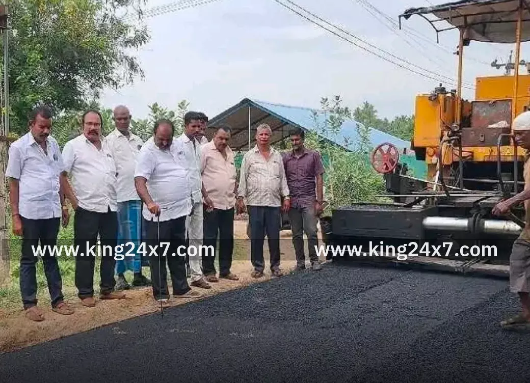 சாலையின் தரம் குறித்து ஒன்றிய பெருந்தலைவர் ஆய்வு!