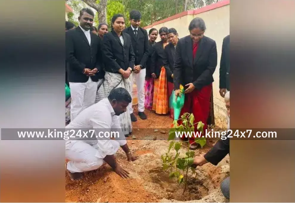 நீதிமன்றத்தில் மாவட்ட முதன்மை நீதிபதி ஆய்வு