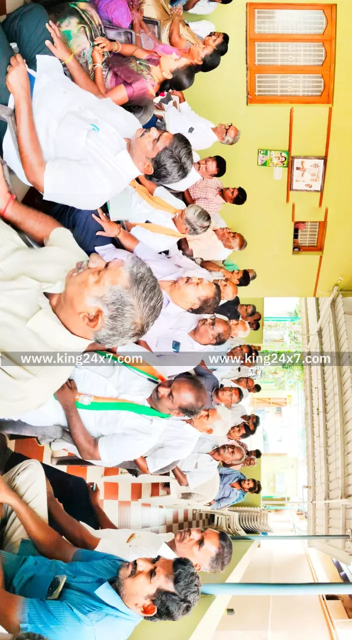 கோவை: எடப்பாடி பழனிசாமி கோவை வருகை - அதிமுக ஆலோசனை கூட்டம் ! கோவை: எடப்பாடி பழனிசாமி கோவை வருகை - அதிமுக ஆலோசனை கூட்டம் !