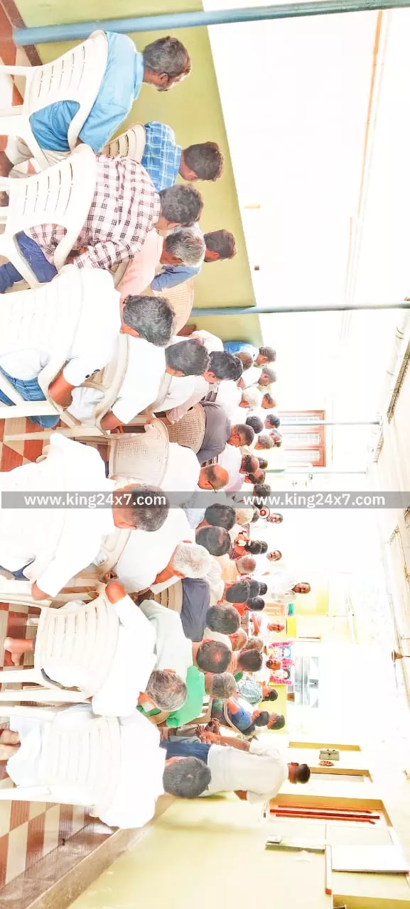 கோவை: எடப்பாடி பழனிசாமி கோவை வருகை - அதிமுக ஆலோசனை கூட்டம் ! கோவை: எடப்பாடி பழனிசாமி கோவை வருகை - அதிமுக ஆலோசனை கூட்டம் !