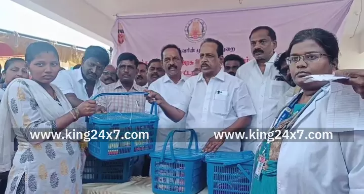 உங்களுடன் ஸ்டாலின் திட்ட முகாமில் நலத்திட்ட உதவிகள் உங்களுடன் ஸ்டாலின் திட்ட முகாமில் நலத்திட்ட உதவிகள்