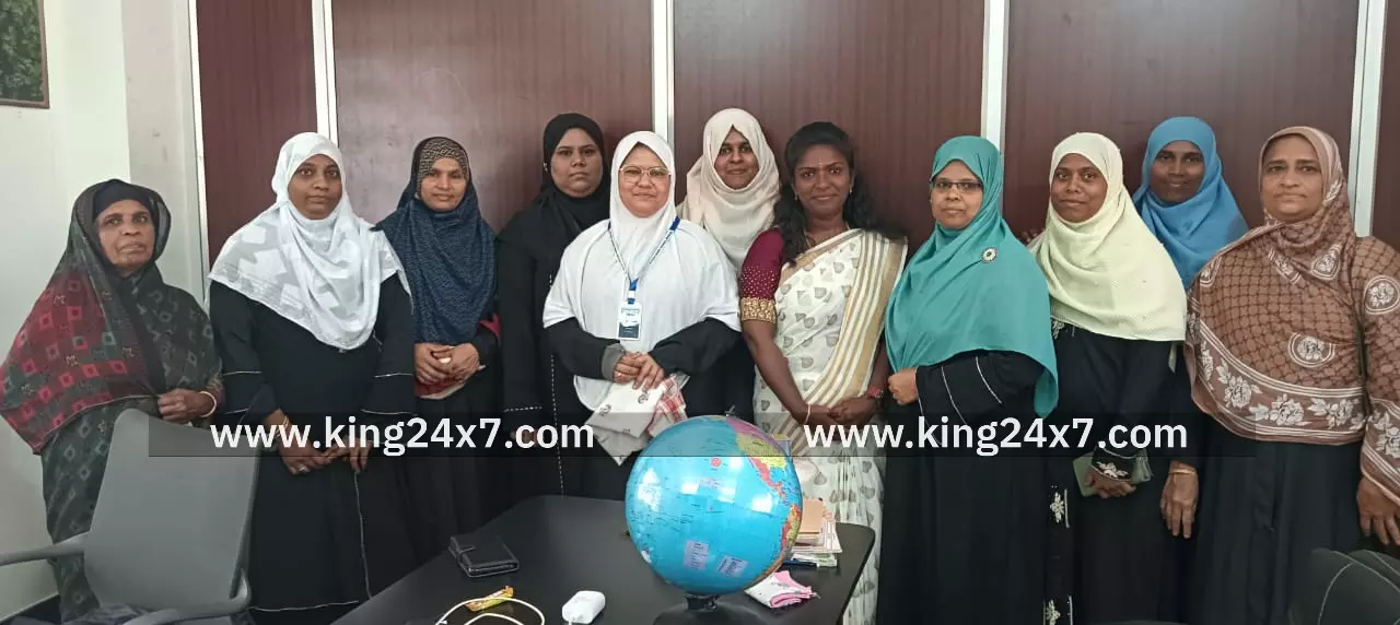 ஆசிரியர்களை கௌரவித்த விமன் இந்தியா மூவ்மெண்ட்