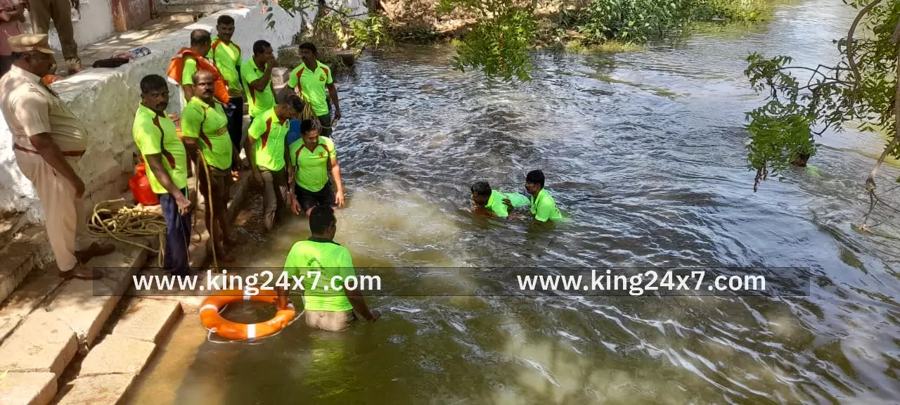 கோபாலசமுத்திரம் தாமிரபரணியில் நடைபெற்ற ஒத்திகை பயிற்சி கோபாலசமுத்திரம் தாமிரபரணியில் நடைபெற்ற ஒத்திகை பயிற்சி