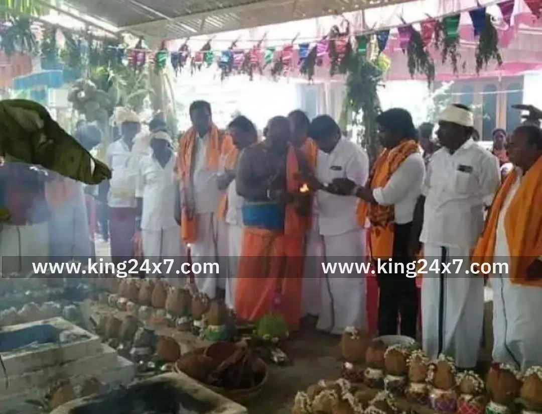 ஊத்தங்கரை: மாரியம்மன் கோயில் கும்பாபிஷேகம்.