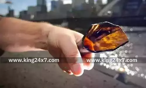 பணம் பறிக்க முயற்சி செய்த 2 இளைஞர்கள் கைது