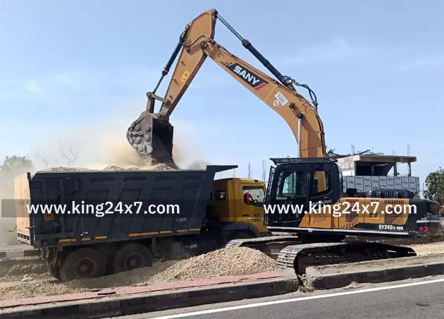 ஆட்சியர் அலுவலகம் எதிரில் சாலைப் பணிகள்: