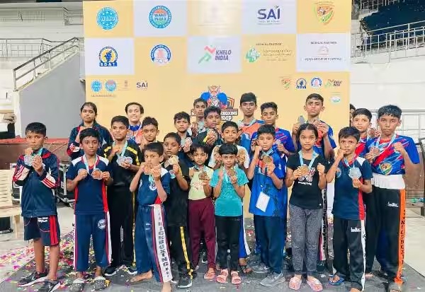 கிக் பாக்ஸிங் சாம்பியன்ஷிப் போட்டி காஞ்சி வீரர்களுக்கு 32 பதக்கங்கள்