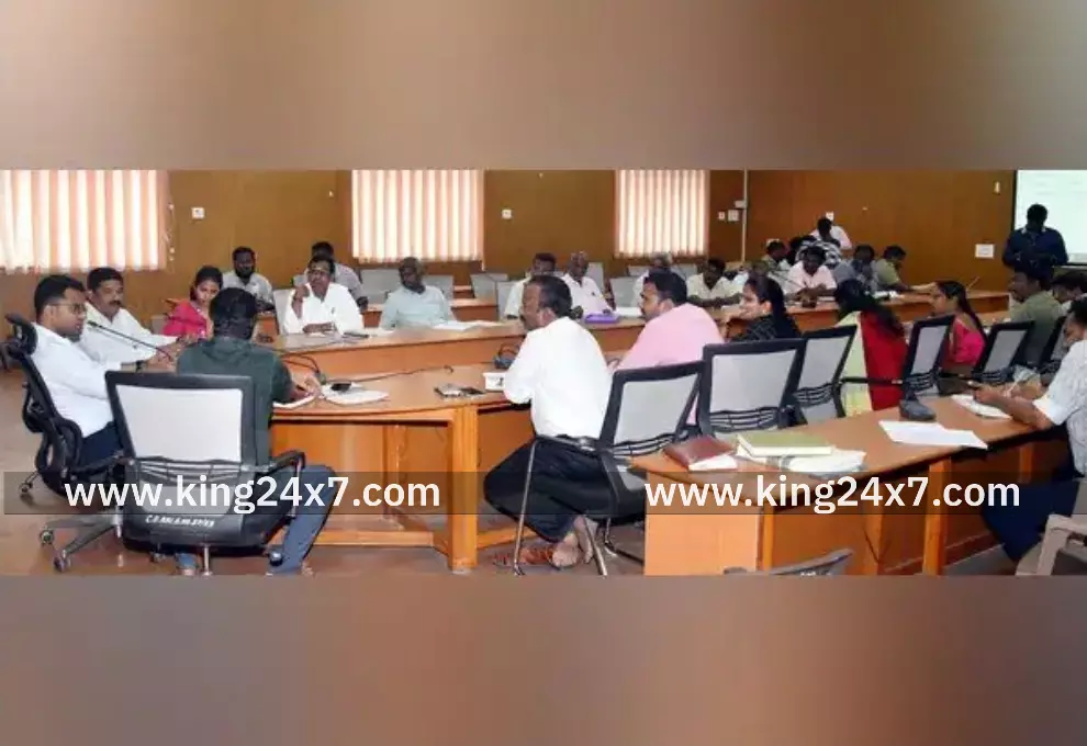 கள்ளக்குறிச்சியில் கலெக்டர் ஆய்வு கூட்டம்