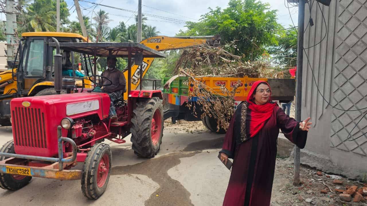 தூய்மை பணியாய் செய்த நகர மன்ற தலைவர்