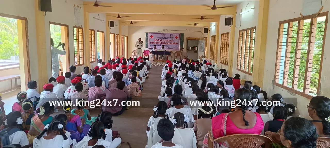 சேதுபாவாசத்திரம் அருகே ஜேஆர்சி சார்பில், ஜெனிவா ஒப்பந்த நாள் விழா