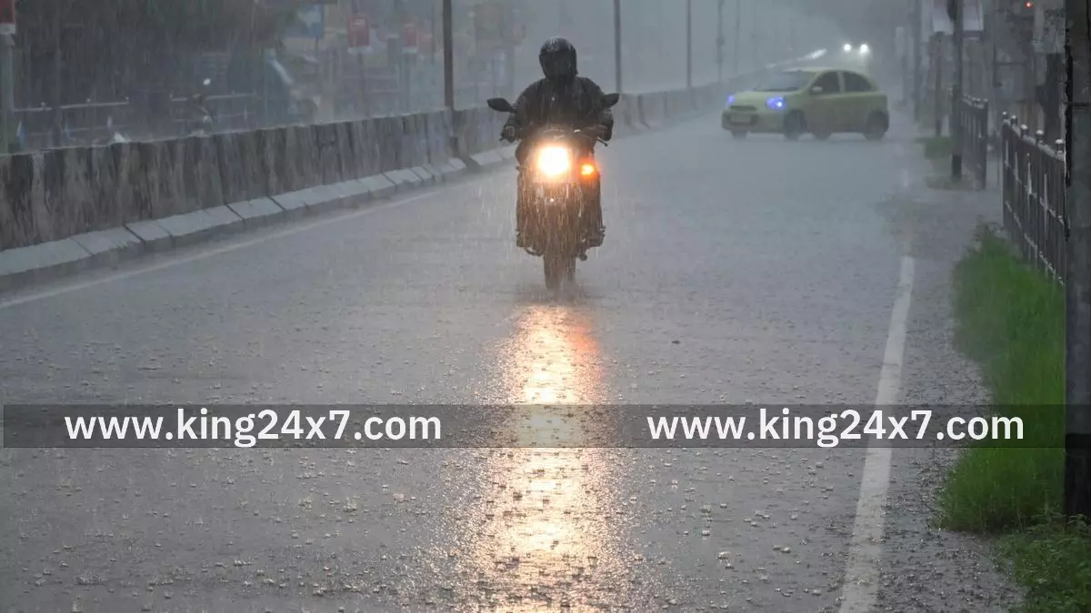 தமிழகத்தில் 8 மாவட்டங்களில் நாளை கனமழை: 12-ம் தேதி வரை மழைக்கு வாய்ப்பு தமிழகத்தில் 8 மாவட்டங்களில் நாளை கனமழை: 12-ம் தேதி வரை மழைக்கு வாய்ப்பு