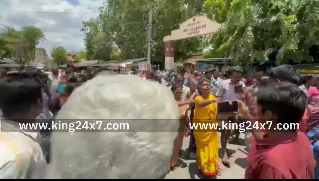 ஆட்டோ ஓட்டுநர் கொலை உடலை வாங்க மறுத்து உறவினர்கள் சாலை மறியல்