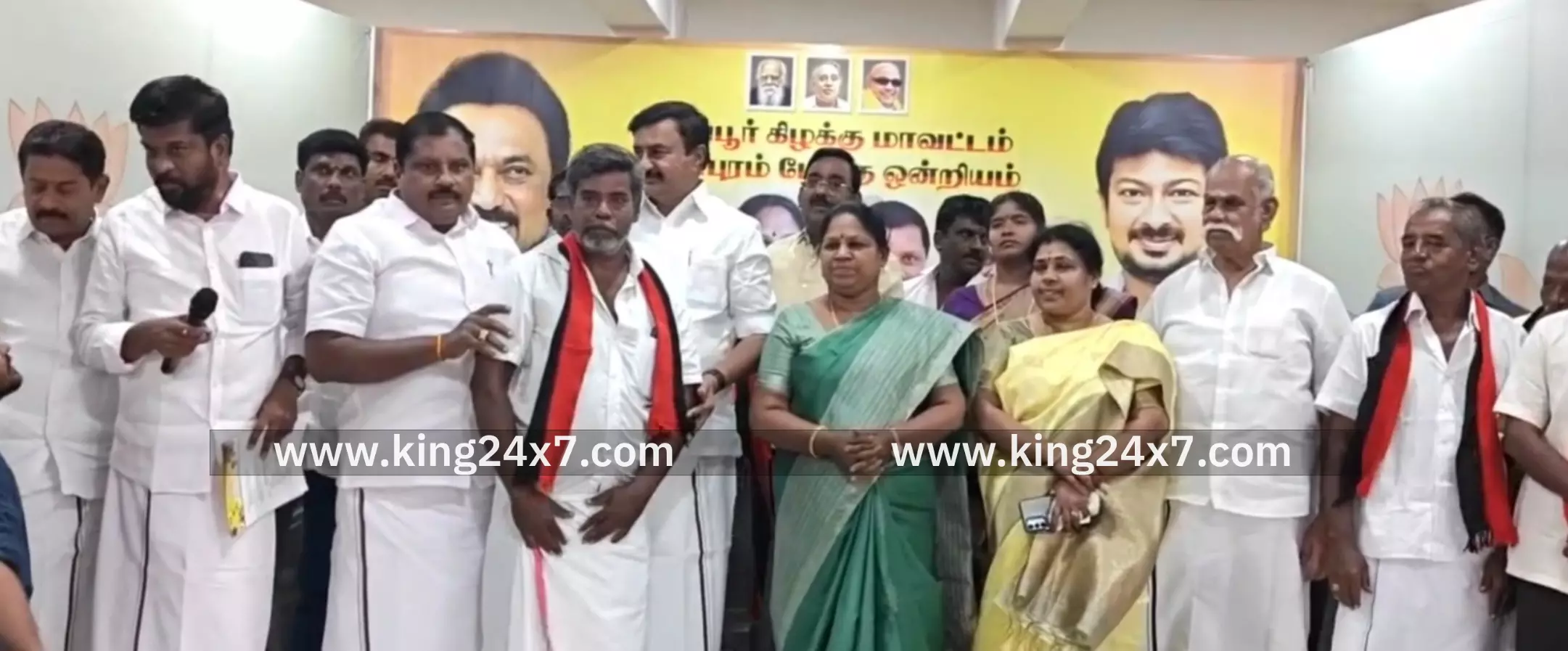 அதிமுகவினர் 316 பேர் திமுகவில் இணைந்தனர் அதிமுகவினர் 316 பேர் திமுகவில் இணைந்தனர்