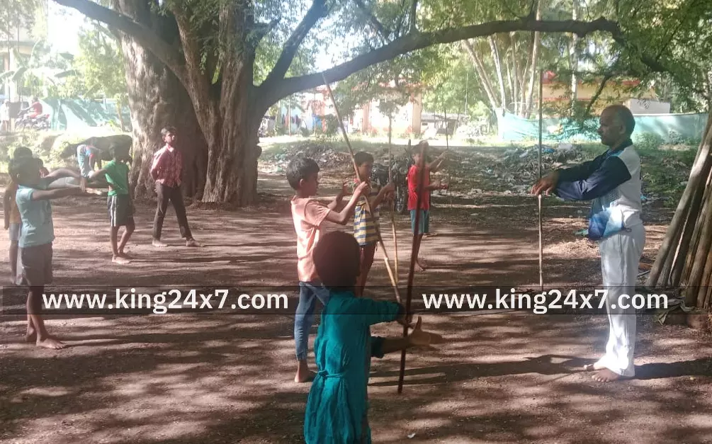 சிலம்பம் பயிற்சி