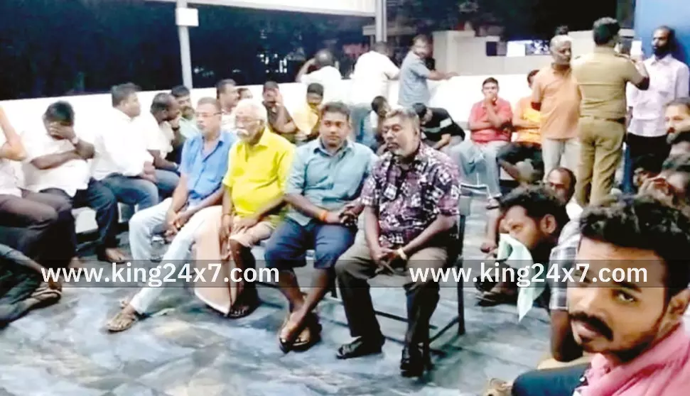 பல்லடத்தில் பணம் வைத்து சூதாடிய 43 பேர் கைது பல்லடத்தில் பணம் வைத்து சூதாடிய 43 பேர் கைது