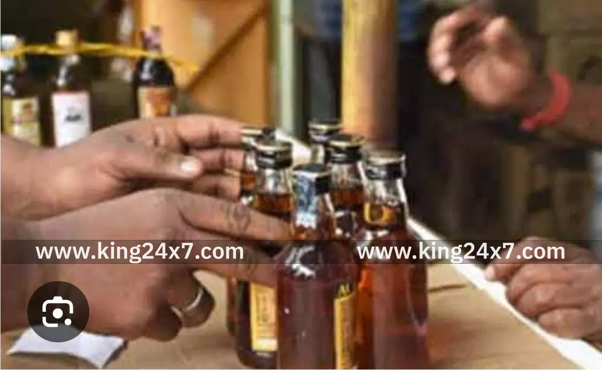 அதிக விலைக்கு மது விற்ற ஒருவர் கைது