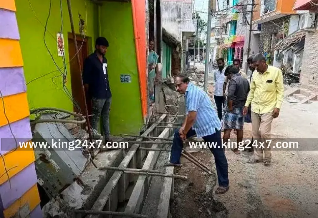 கழிவுநீர் கால்வாய் அமைக்கும் பணியை அதிகாரிகள் ஆய்வு!