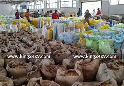 கமிட்டியில் ரூ.10.76 லட்சம் வர்த்தகம்