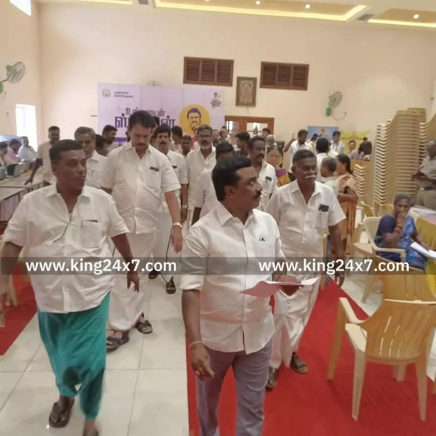 உங்களிடம் ஸ்டாலின் திட்ட முகாமை தொடங்கி வைத்த எம் எல் ஏ உங்களிடம் ஸ்டாலின் திட்ட முகாமை தொடங்கி வைத்த எம் எல் ஏ