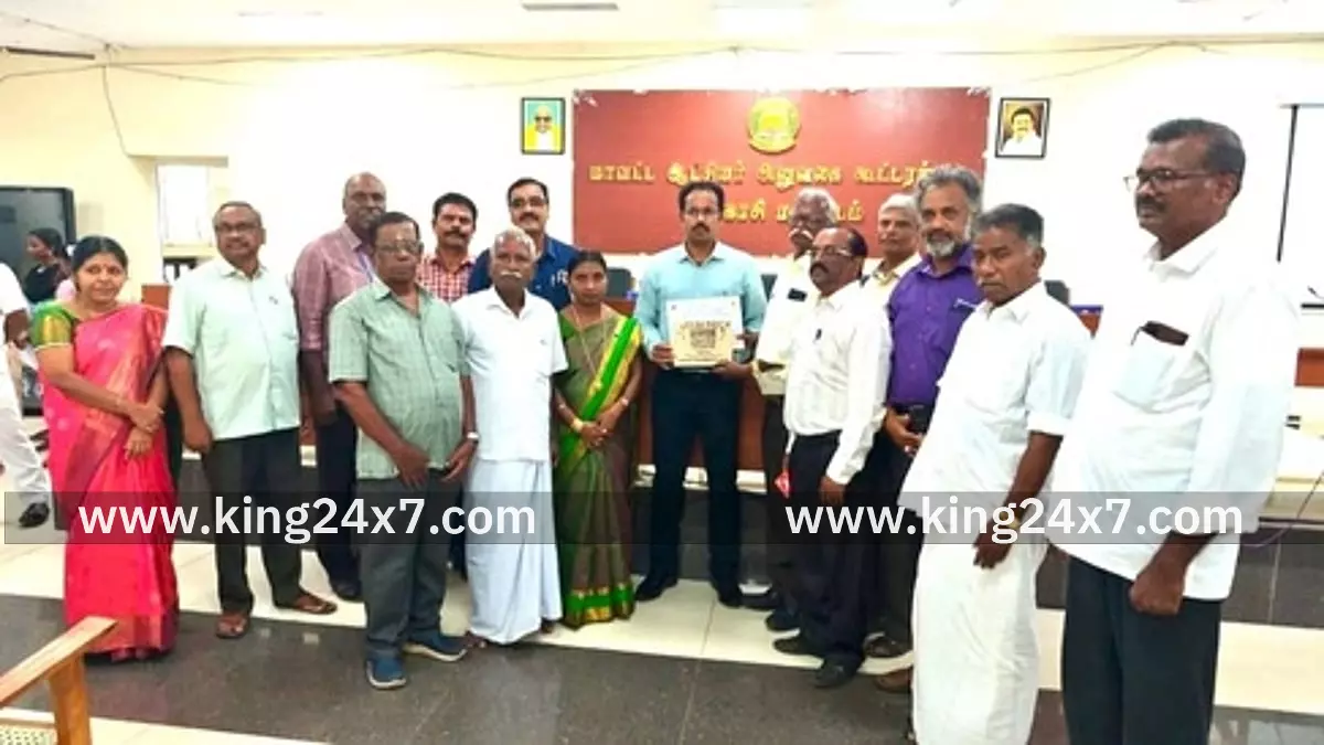 செங்கோட்டை அரசு ஆண்கள் மேல்நிலைப் பள்ளிக்கு விருது