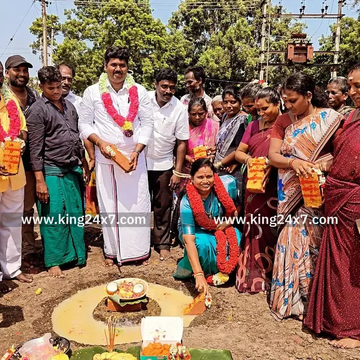 கலையரங்கம் கட்டுவதற்கான பூமி பூஜை, எம்எல்ஏ பங்கேற்பு கலையரங்கம் கட்டுவதற்கான பூமி பூஜை, எம்எல்ஏ பங்கேற்பு