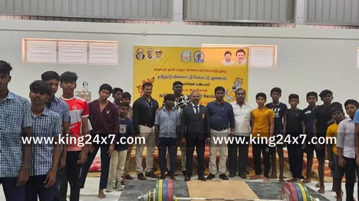 பாட்டாக்குறிச்சியில் மண்டல அளவிலான பளுதூக்குதல் போட்டி