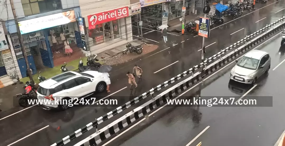 கரூரில் தொடரும் மழையால் குளிர்ச்சி.பொதுமக்கள் மகிழ்ச்சி.