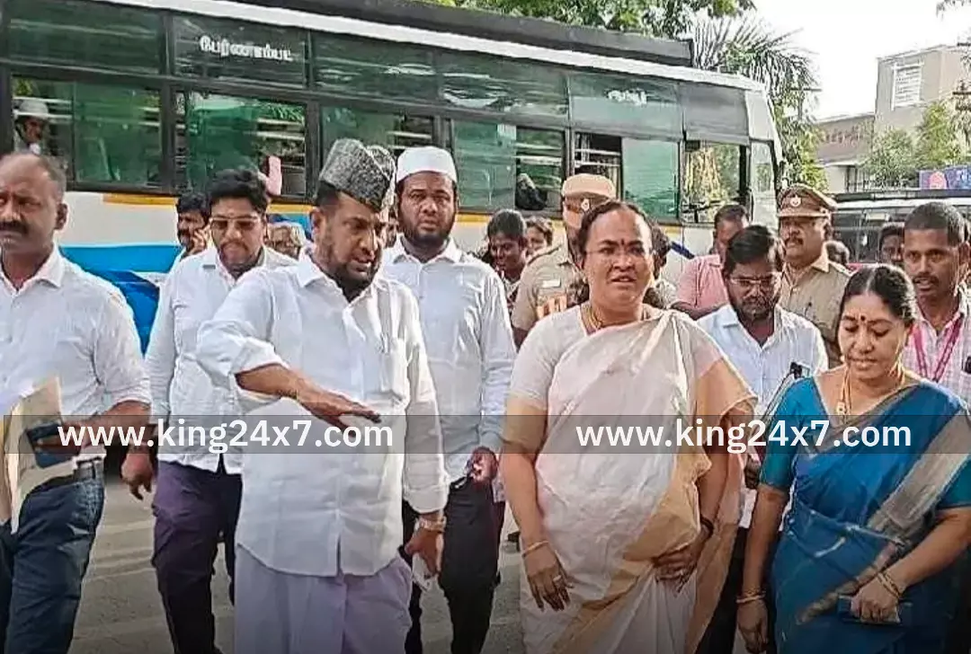 பேரணாம்பட்டு பேருந்து நிலையத்தை ஆய்வு! பேரணாம்பட்டு பேருந்து நிலையத்தை ஆய்வு!