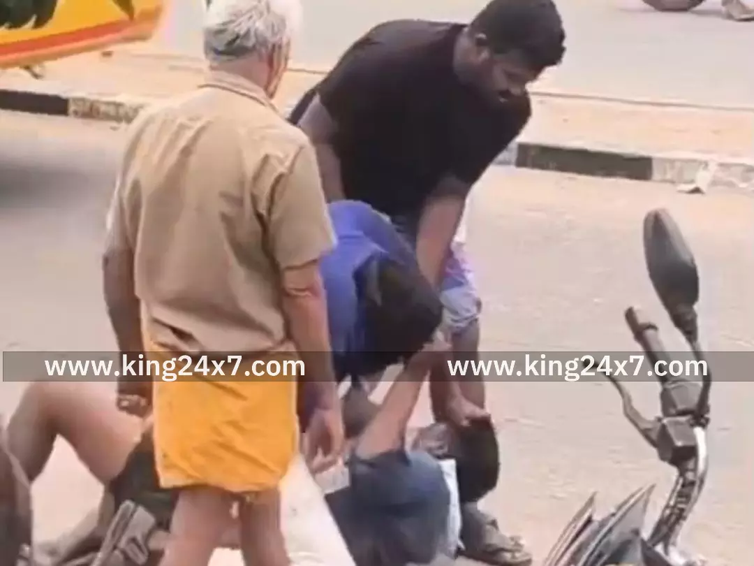 பட்டப்பகலில் இருதரப்பினருக்கிடையே மோதல்