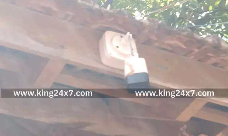 புளியங்குடியில் பள்ளியில் கண்காணிப்பு கேமராக்கள் உடைப்பு