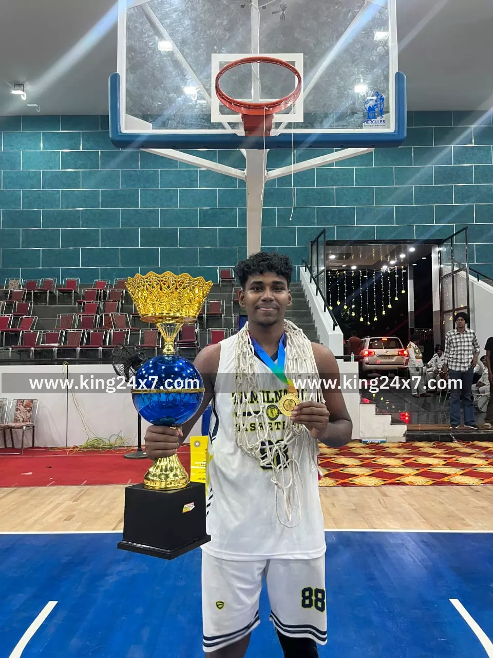 யூ18 கூடைப்பந்து போட்டியில் தமிழக அணி வெற்றி! யூ18 கூடைப்பந்து போட்டியில் தமிழக அணி வெற்றி!