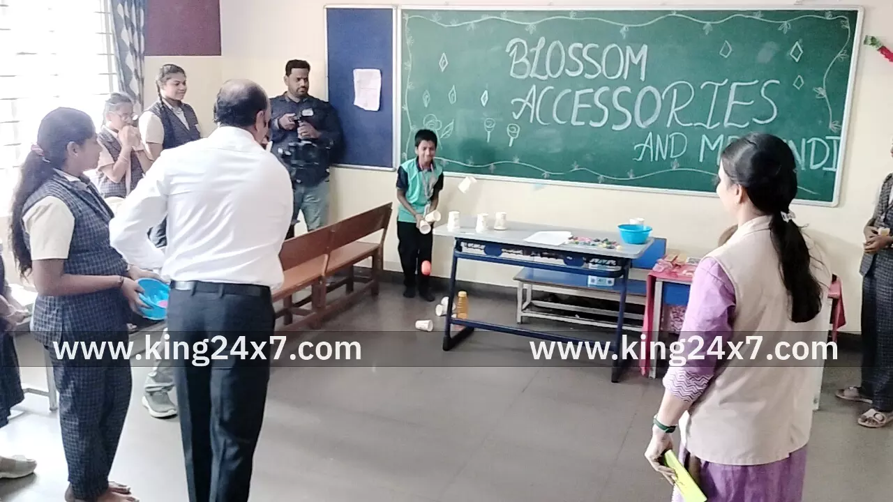 கோல்டன் கேட்ஸ் வித்யாஷ்ரம் பள்ளியில் மாணவர்களின் தொழிலதிபர் தினம் கோல்டன் கேட்ஸ் வித்யாஷ்ரம் பள்ளியில் மாணவர்களின் தொழிலதிபர் தினம்