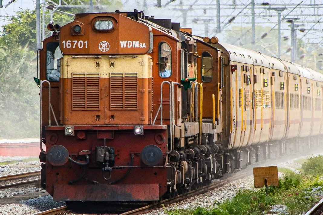 நெல்லை-மைசூர் இடையே சிறப்பு ரயில் இயக்கம்