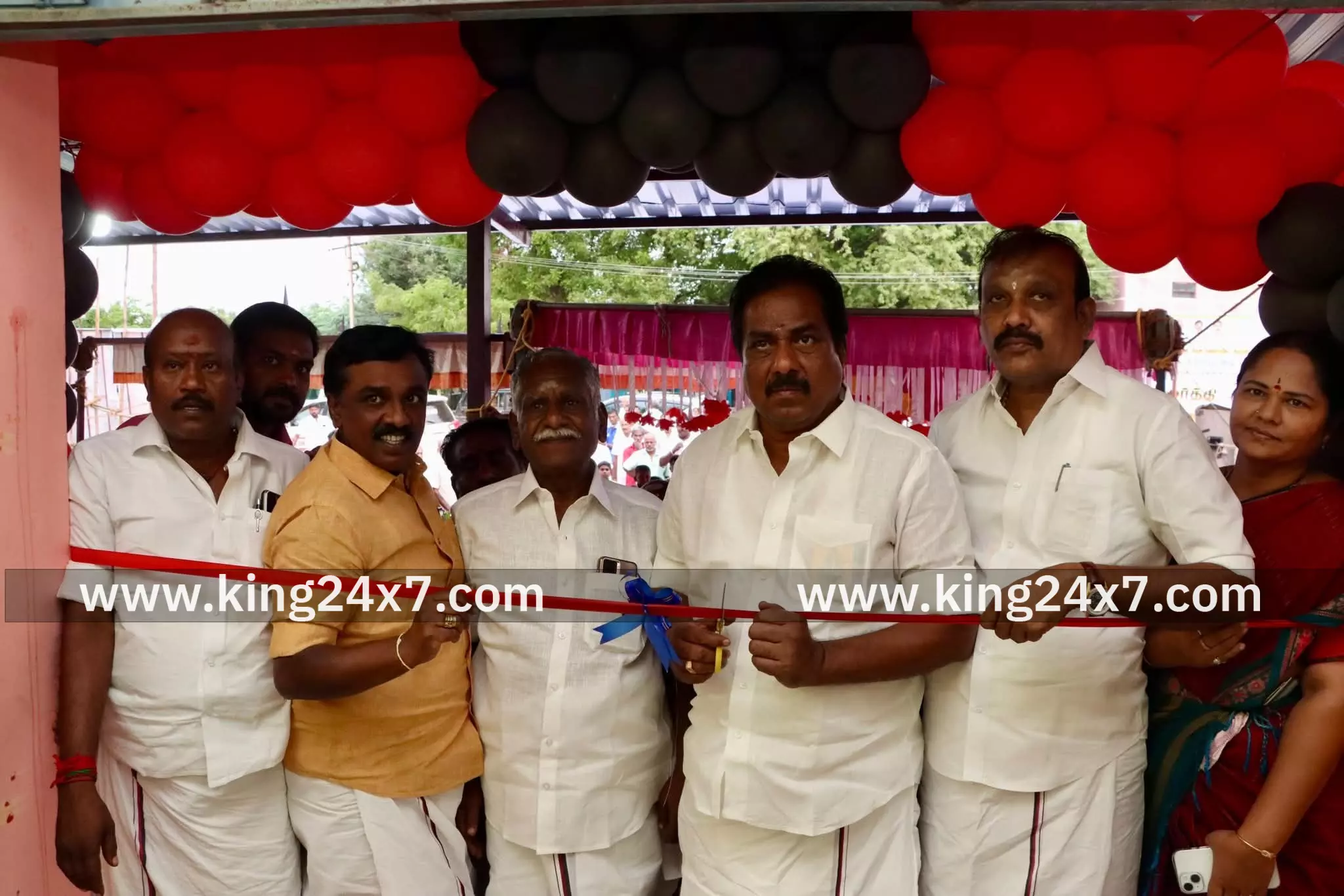 திமுக ஒன்றிய அலுவலகத்தை திறந்து வைத்த அமைச்சர்