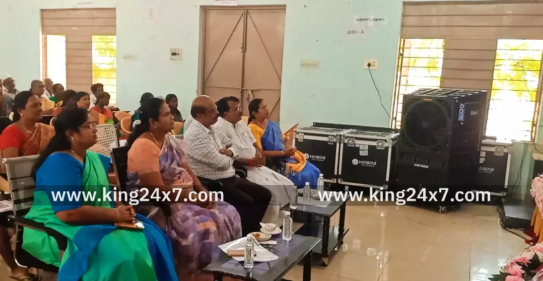 கரூர்-அன்புக்கரங்கள் திட்டம் காணொளி காட்சியில் துவக்கி வைத்த முதலமைச்சர். கரூர்-அன்புக்கரங்கள் திட்டம் காணொளி காட்சியில் துவக்கி வைத்த முதலமைச்சர்.