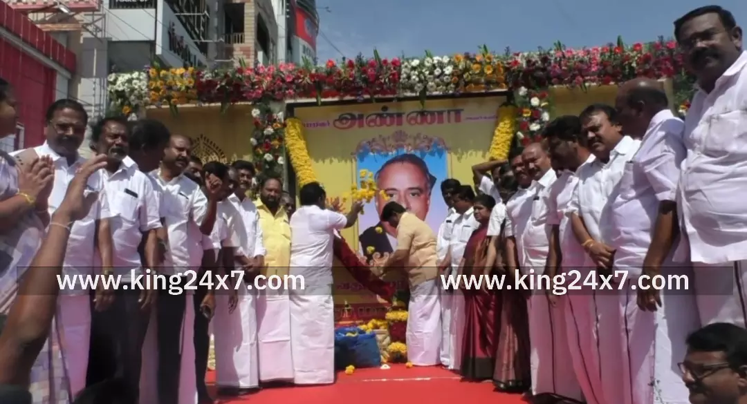 தமிழக முன்னாள் முதல்வர் அறிஞர் அண்ணா பிறந்தநாள் திமுகவினர் கொண்டாட்டம். தமிழக முன்னாள் முதல்வர் அறிஞர் அண்ணா பிறந்தநாள் திமுகவினர் கொண்டாட்டம்.