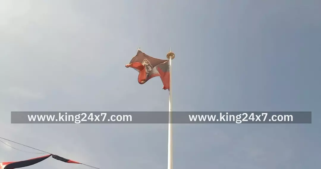 லைட் ஹவுஸ் கார்னர்-அறிஞர் அண்ணா பிறந்தநாள். அதிமுகவினர் கொண்டாட்டம். லைட் ஹவுஸ் கார்னர்-அறிஞர் அண்ணா பிறந்தநாள். அதிமுகவினர் கொண்டாட்டம்.