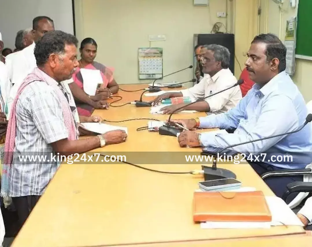 கிருஷ்ணகிரியில் மக்கள் குறை தீர்க்கும் நாள் கூட்டம். கிருஷ்ணகிரியில் மக்கள் குறை தீர்க்கும் நாள் கூட்டம்.