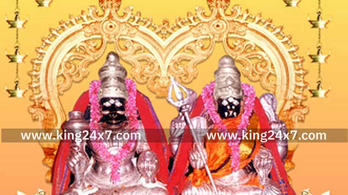 தசரா திருவிழா இம்மாதம் 23ஆம் தேதி கொடியேற்றத்துடன் தொடங்குகிறது. தசரா திருவிழா இம்மாதம் 23ஆம் தேதி கொடியேற்றத்துடன் தொடங்குகிறது.