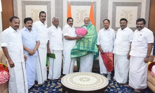 டெல்லியில் உள்ள துணை ஜனாதிபதி மாளிகையில் சி.பி.ராதாகிருஷ்ணனை சந்தித்தார் எடப்பாடி பழனிசாமி!!