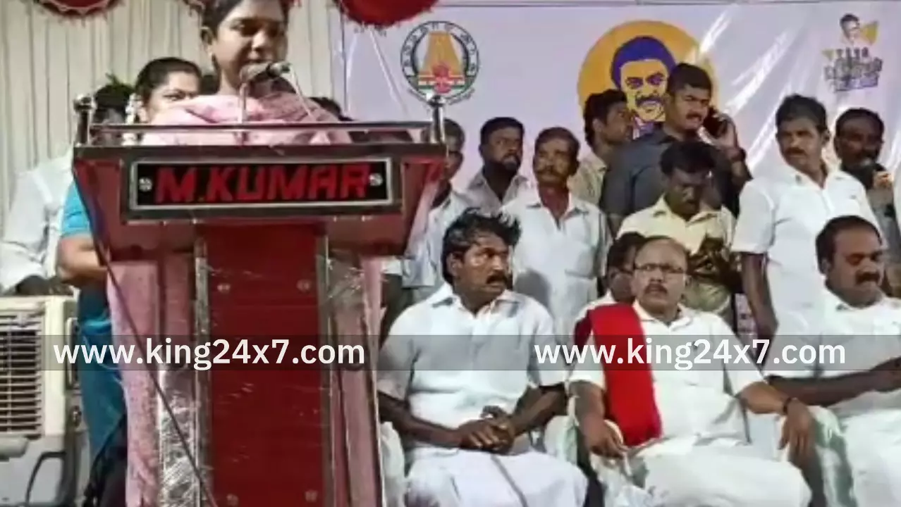 பொதுமக்கள் மத்தியில் எடுத்துரைத்த ஆட்சியர்