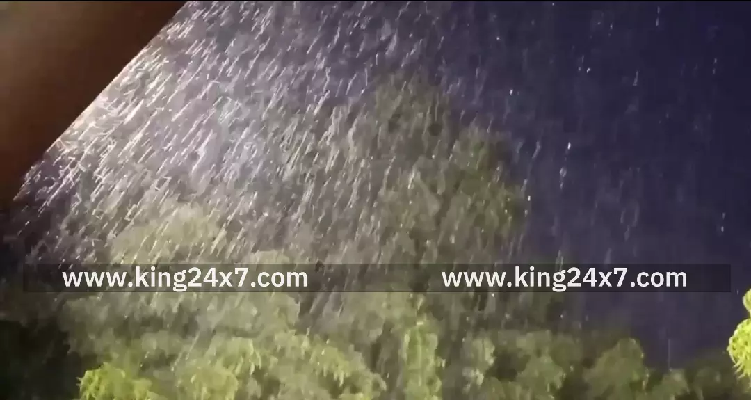 கரூர் மாவட்டத்தில் மூன்று மில்லி மீட்டர் மழை அளவு பதிவு. மாவட்ட நிர்வாகம் அறிவிப்பு.